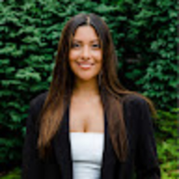 Meet your Posher, Natalia - Picture 1 of 1